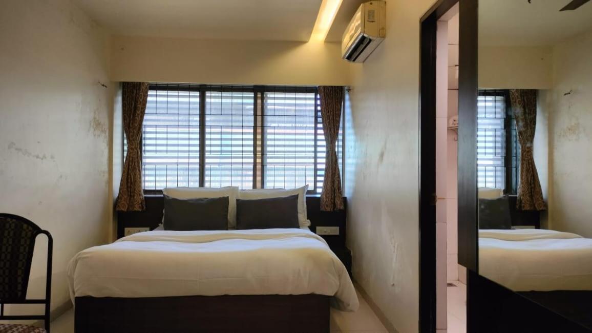 Hotel Sai Nidhi Executive-Mindspace Airoli Navi Mumbai Exteriör bild